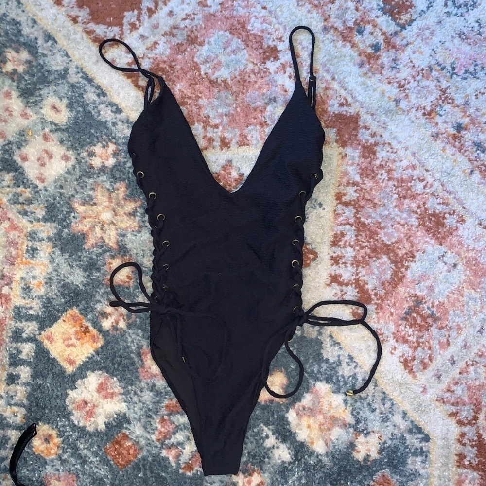 Blue Life Lace Up Plunge Bust Black Ribbed Swimsuit High Cut XS Summer